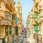 Valletta Vibes Floor With Jacuzzi Apartamento Floriana